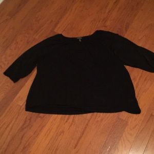 Black scope neck super soft shirt Ellen Tracy